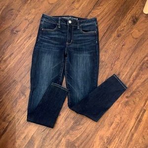 American Eagle dark wash high rise jeggings